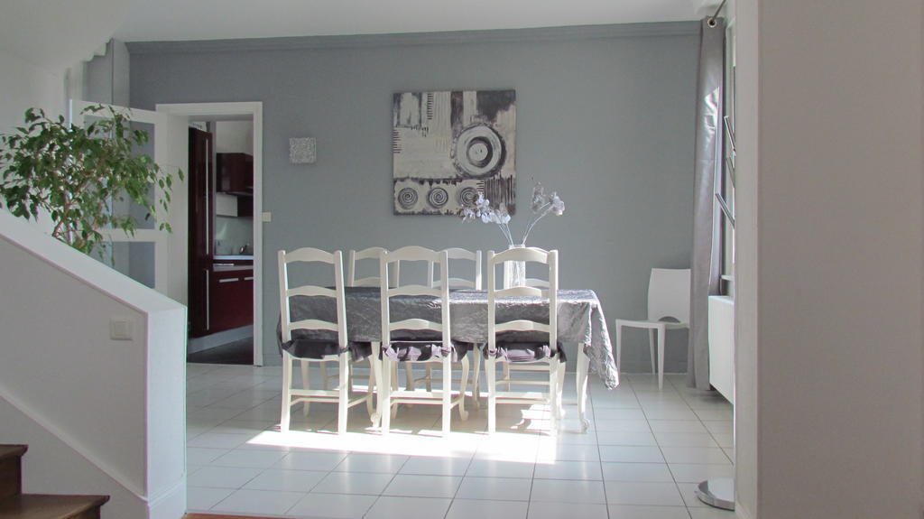 Gite Histoire De Maison Arras Habitación foto